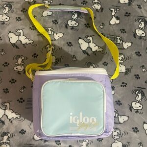 BRAND NEW Igloo Pastel Colors Lunchbag 💛💜🩵